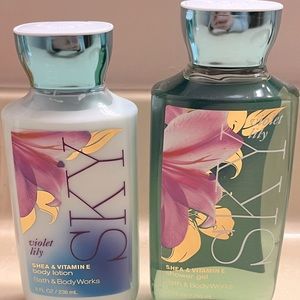 RARE Violet Lily Sky combo